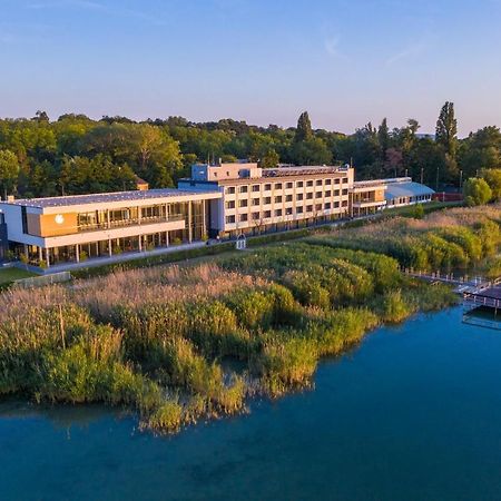 Hotel Otp Balatonszárszó Exteriér fotografie