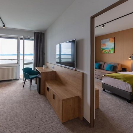 Hotel Otp Balatonszárszó Exteriér fotografie