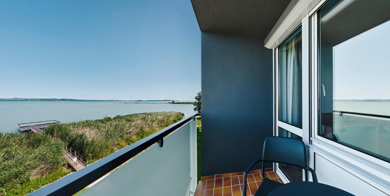 Hotel Otp Balatonszárszó Exteriér fotografie
